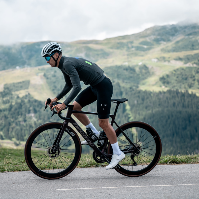 Megamo RAISE 05 CW - 2026 - Velo route carbone