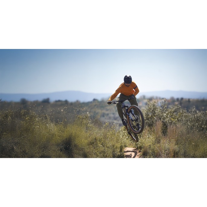 Megamo Reason AL 07 - VTT  DJI Avinox