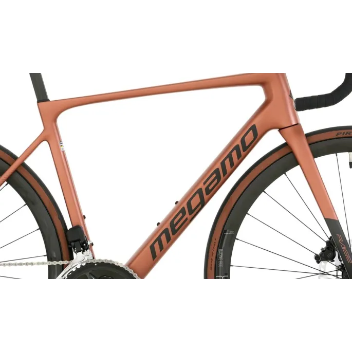 Megamo RAISE 07 - 2026 Velo route carbone