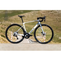 Vélo de route carbone BH - SL1 3.5