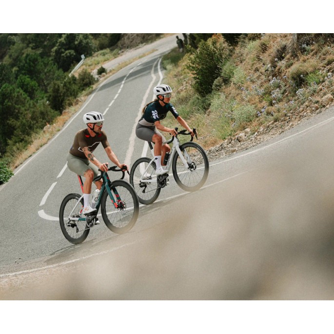 Megamo Pulse 05 CW 2027 - Ultegra Di2 Zipp 404 | Velonline