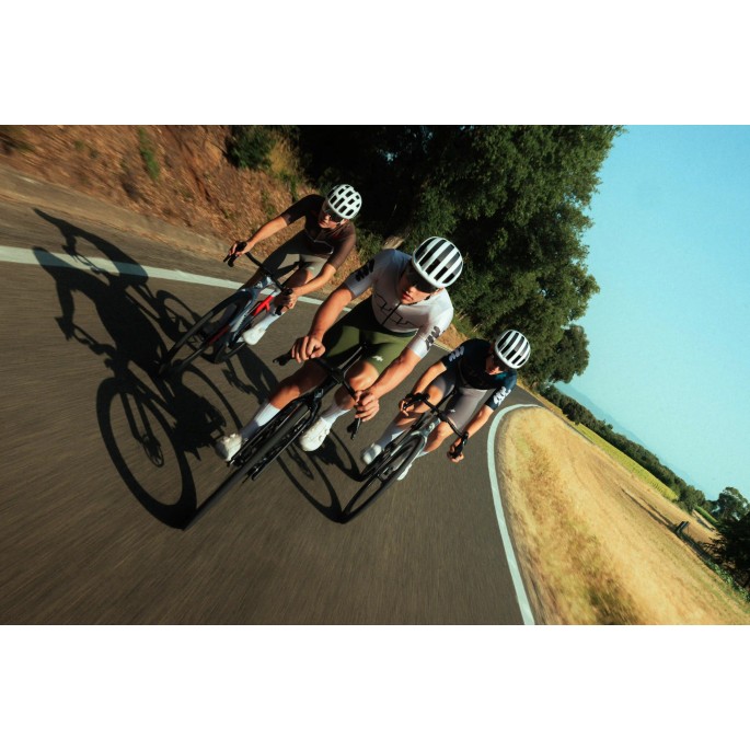Megamo Pulse 03 CW LTD 2027 - Dura-Ace Di2 | Velonline